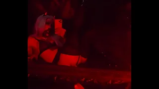 TRASHQVEEN&colon; REDLIGHT Bowels